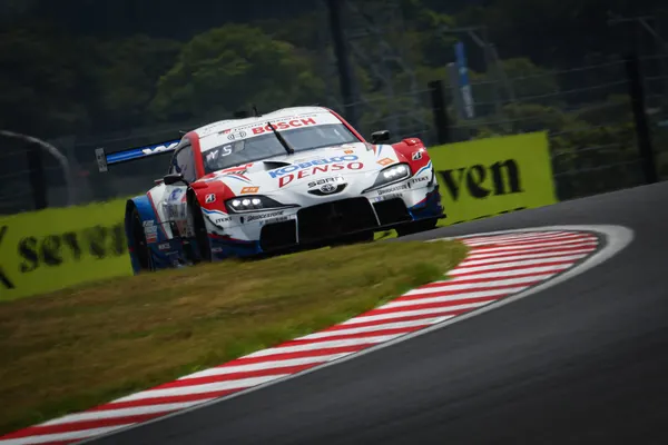 #39 GR Supra 走行